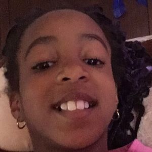 Meet your Posher, Makayla